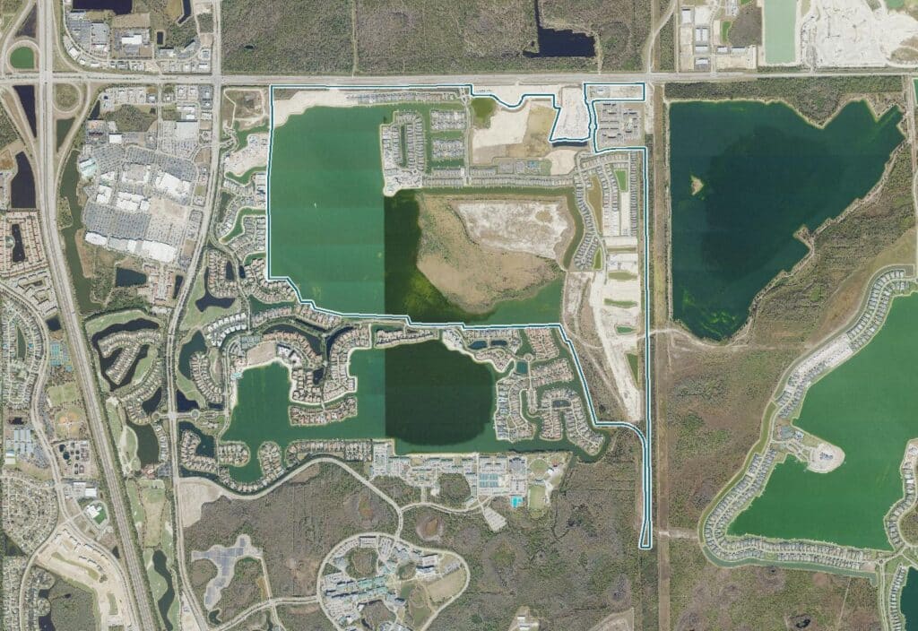 Aerial map of Esplanade Lake Club with the community boundary